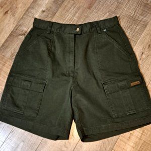 WOMENS WOOLRICH CLASSIC 6 POCKET SHORTS DARK OLIVE 12